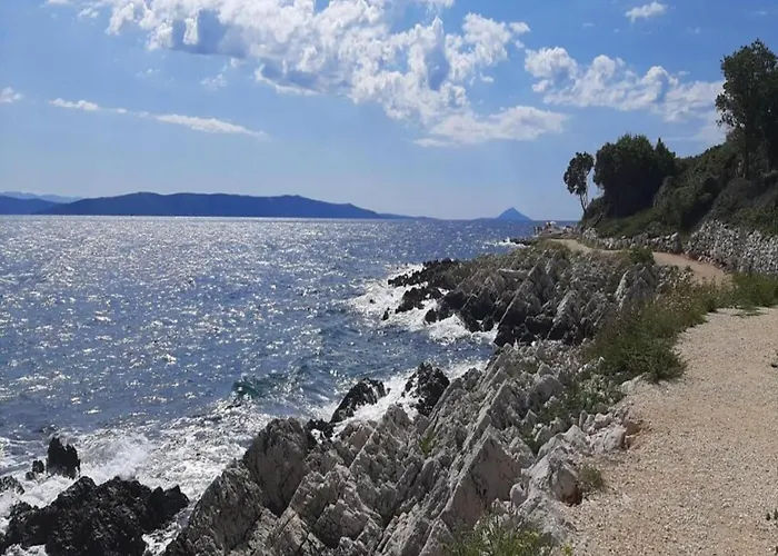 Apartment Charming In With Pool