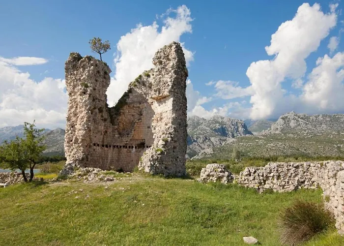 Appartamento Charming In With Pool *