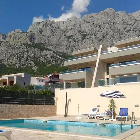 Charming In With Pool * Makarska